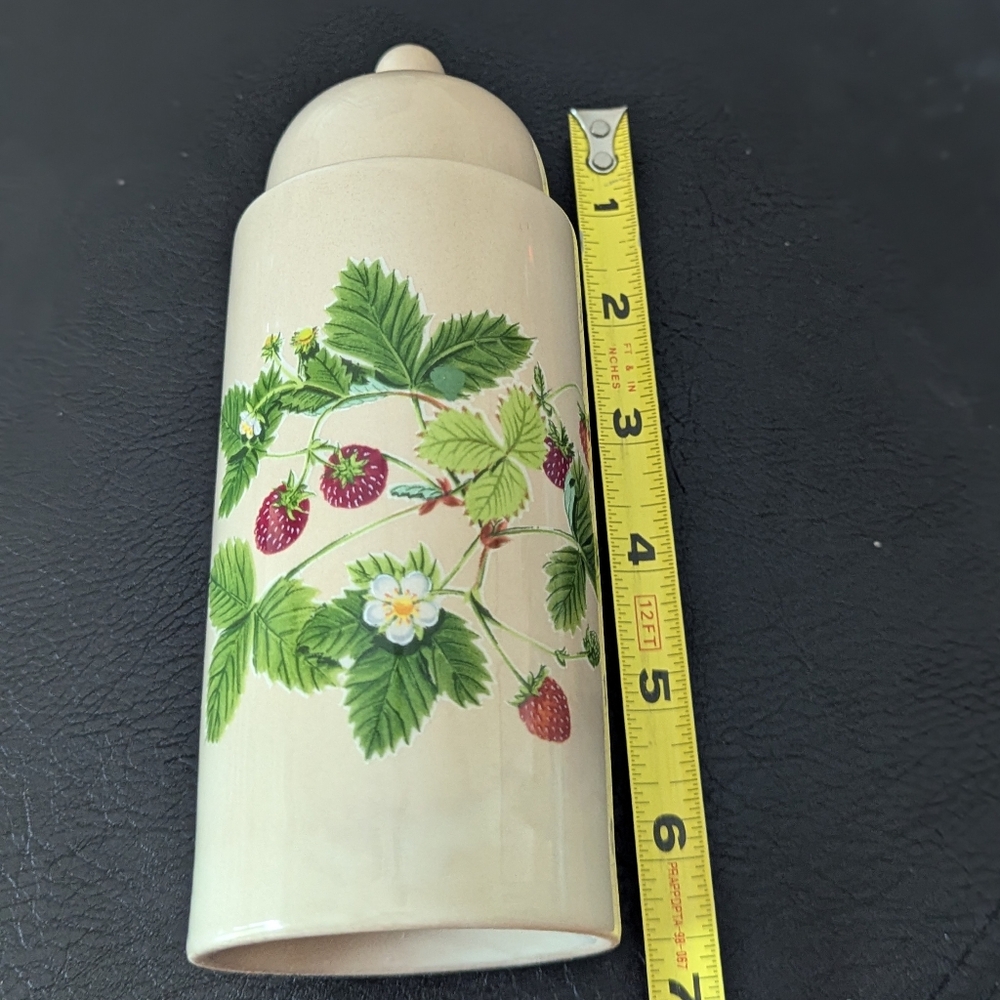 Vintage Strawberry Design Sugar Shaker Ceramic - Picture 3 of 8
